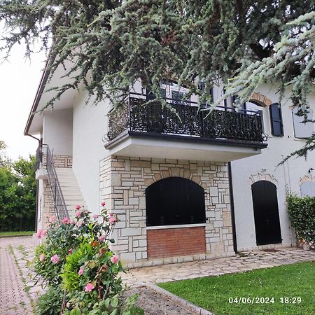 Il Capriccio Di Silvia Villa ซีร์มิโอเน ภายนอก รูปภาพ